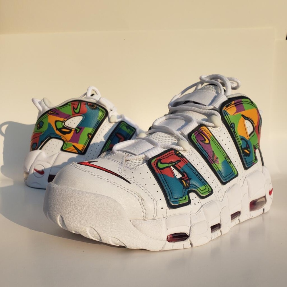 Nike air more up tempo